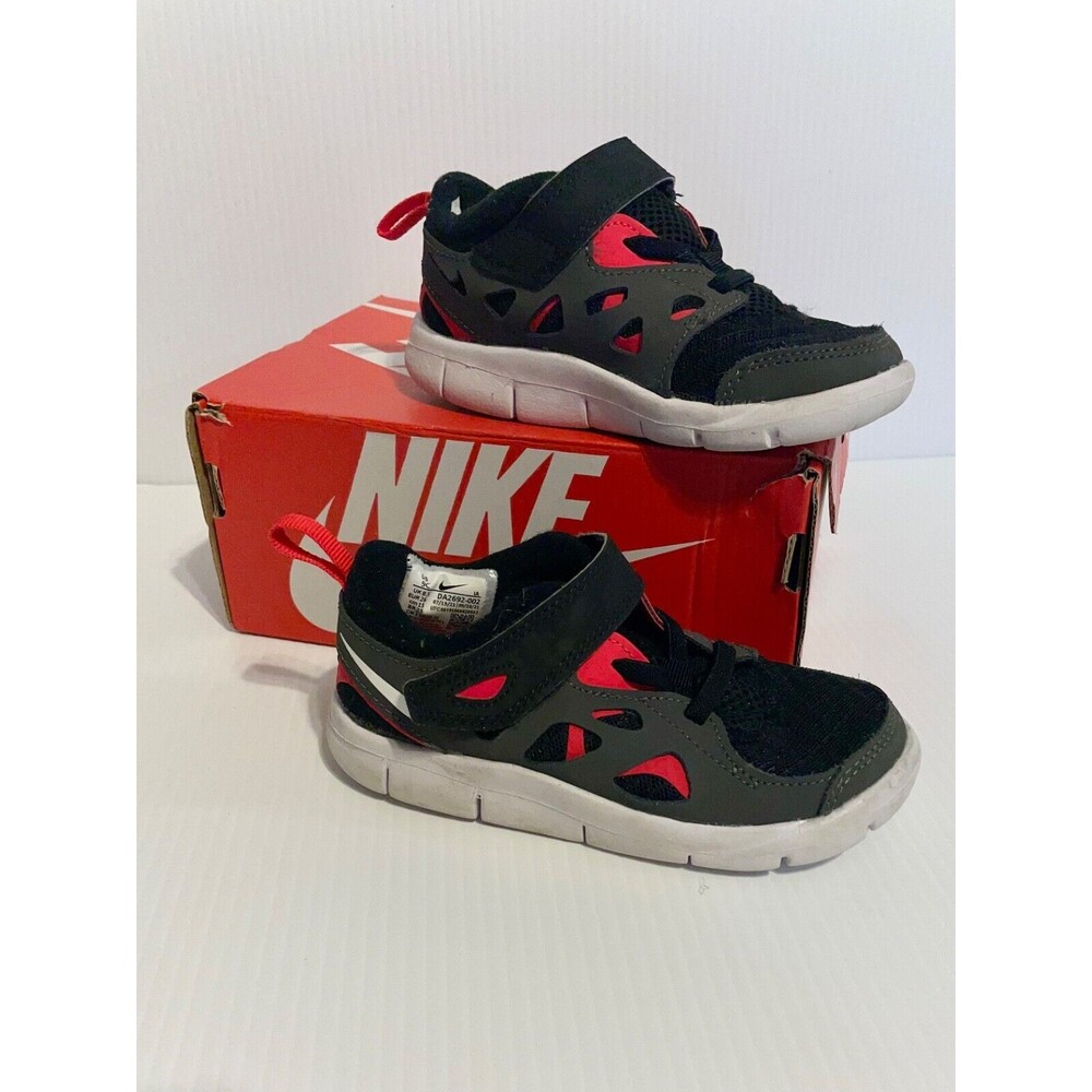 Kids Black and Red Nike Free Run Tennis Shoes Size 9c